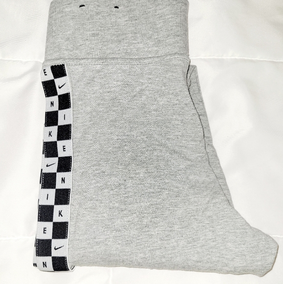 Nike Checkered Leggings - Picture 2 of 4